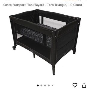 Cosco Compact Baby Play Yard / Pack and Play